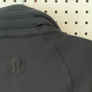 Lululemon size 4 long jacket